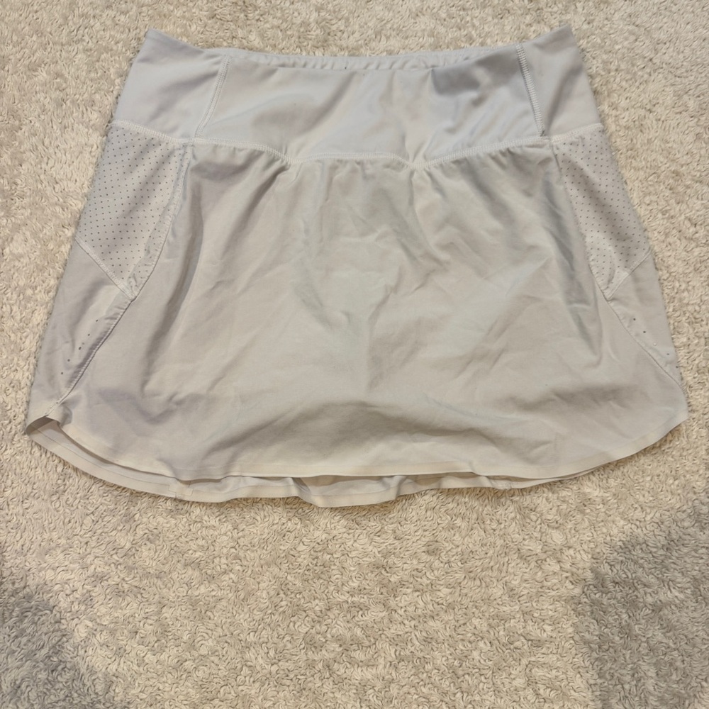 Athleta White “Run with It” Skort